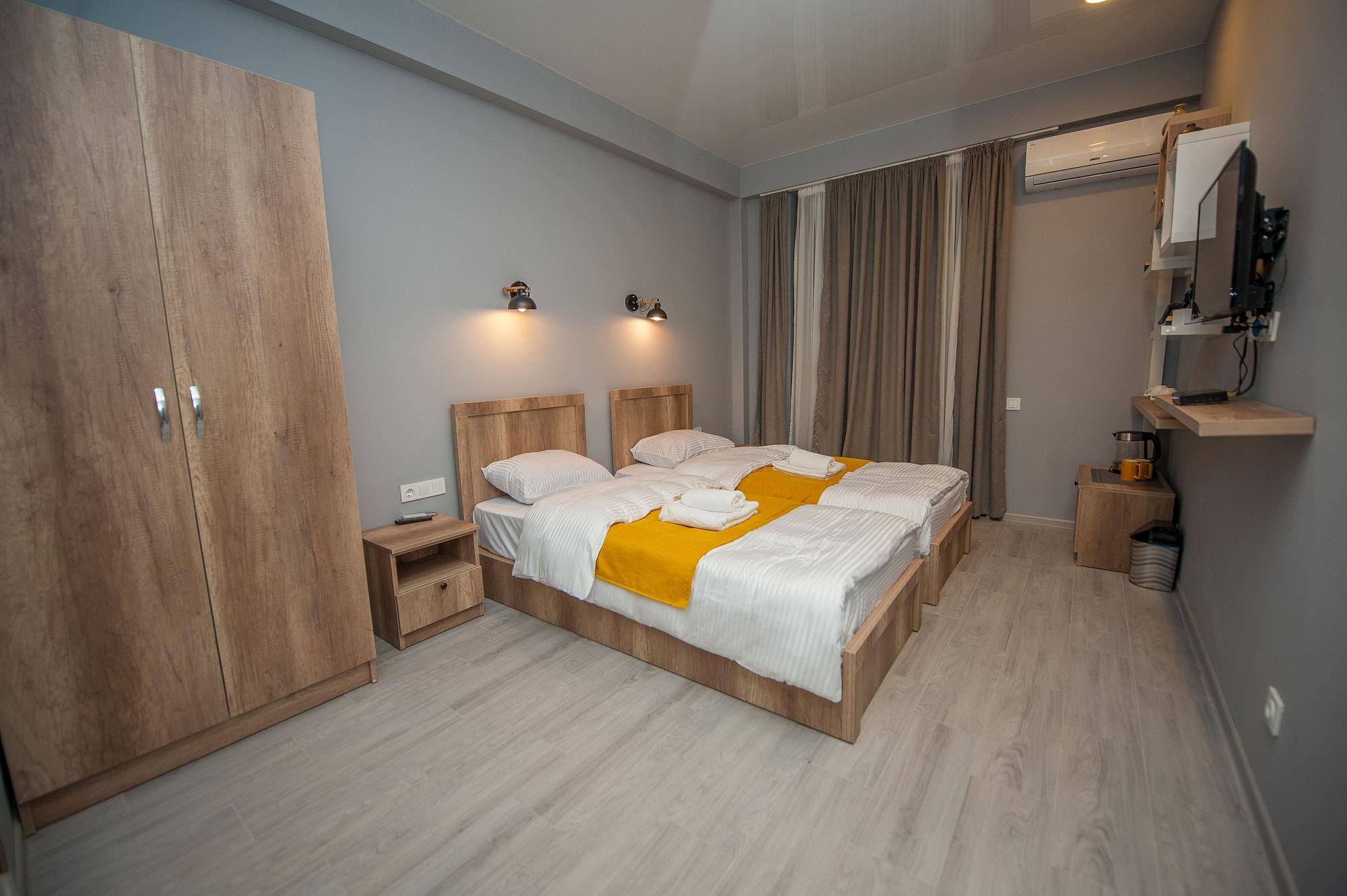 Easy Hotel T'Bilisi Tbilisi Exteriör bild